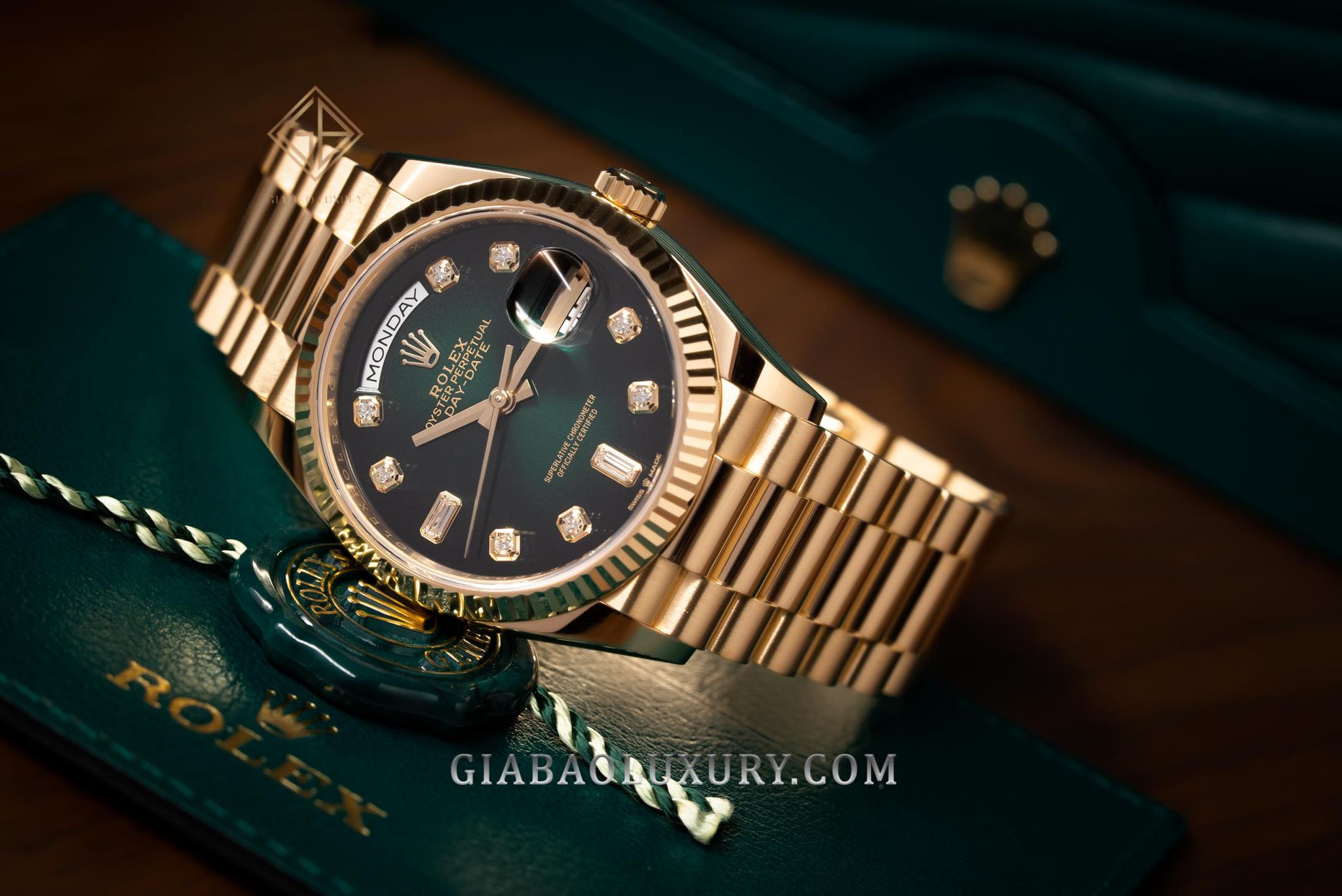 Địa chỉ mua đồng hồ Rolex chính hãng